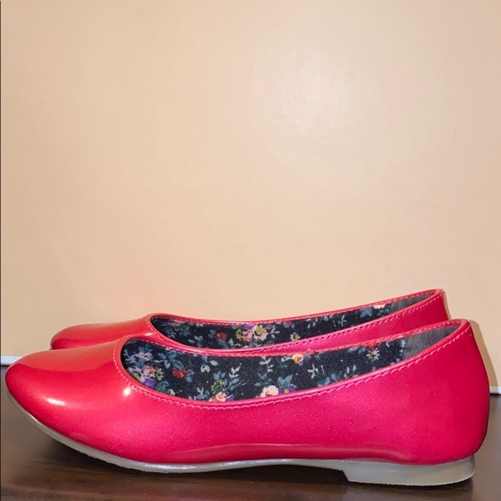 Report girls Arya ballet flats